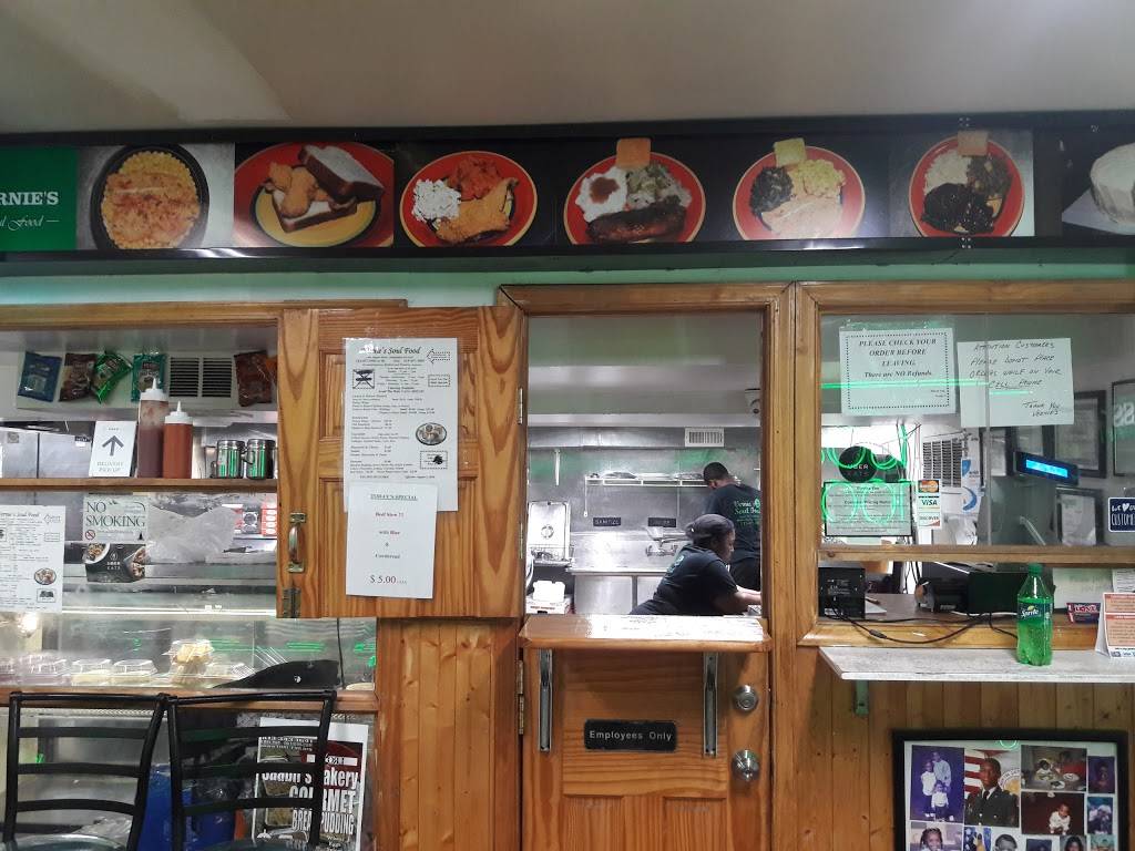 Vernies Soul Food Inc | meal takeaway | 1800 W Eleanor St, Philadelphia, PA 19141, USA | 2154573805 OR +1 215-457-3805