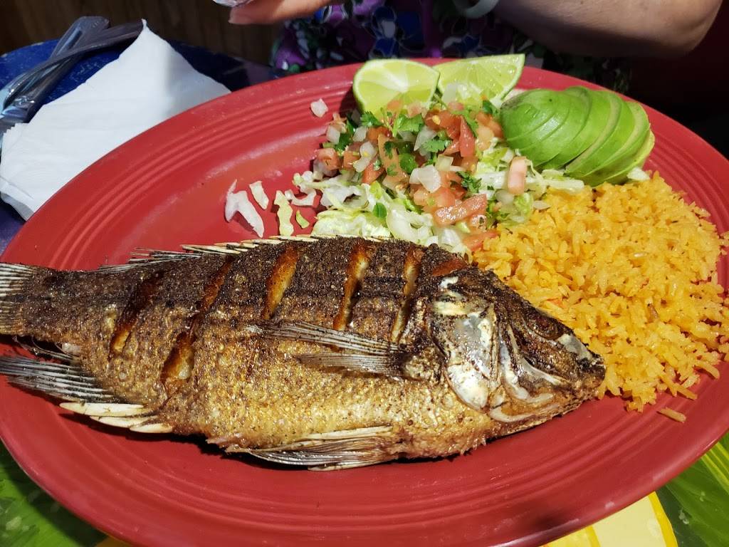 El Burrito Loco | restaurant | 4174 Alpine Ave NW B, Comstock Park, MI 49321, USA | 6167854102 OR +1 616-785-4102