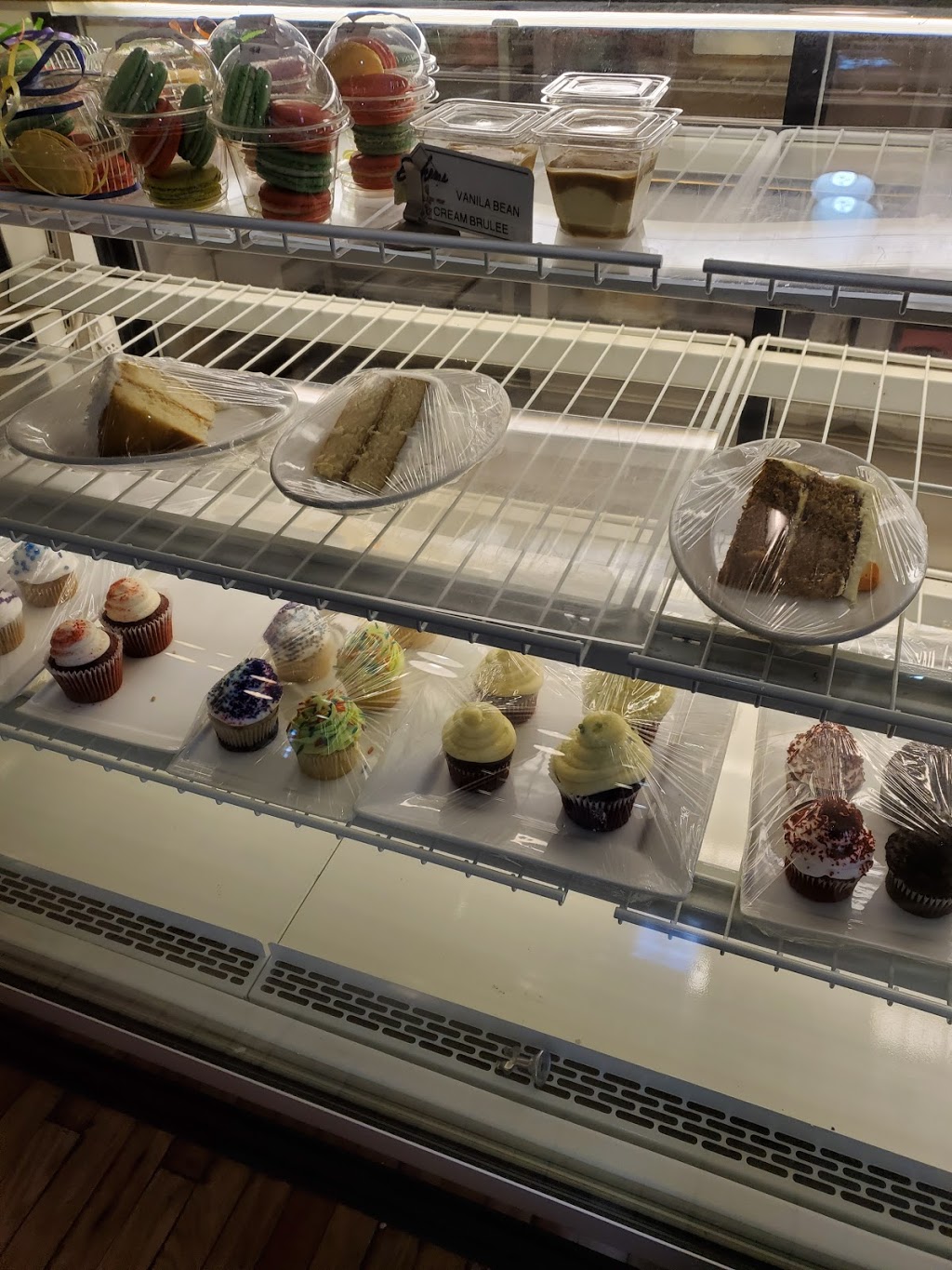 Mug & Muffin Cafe | restaurant | 2222 Augusta St #11, Greenville, SC 29605, USA | 8643709350 OR +1 864-370-9350