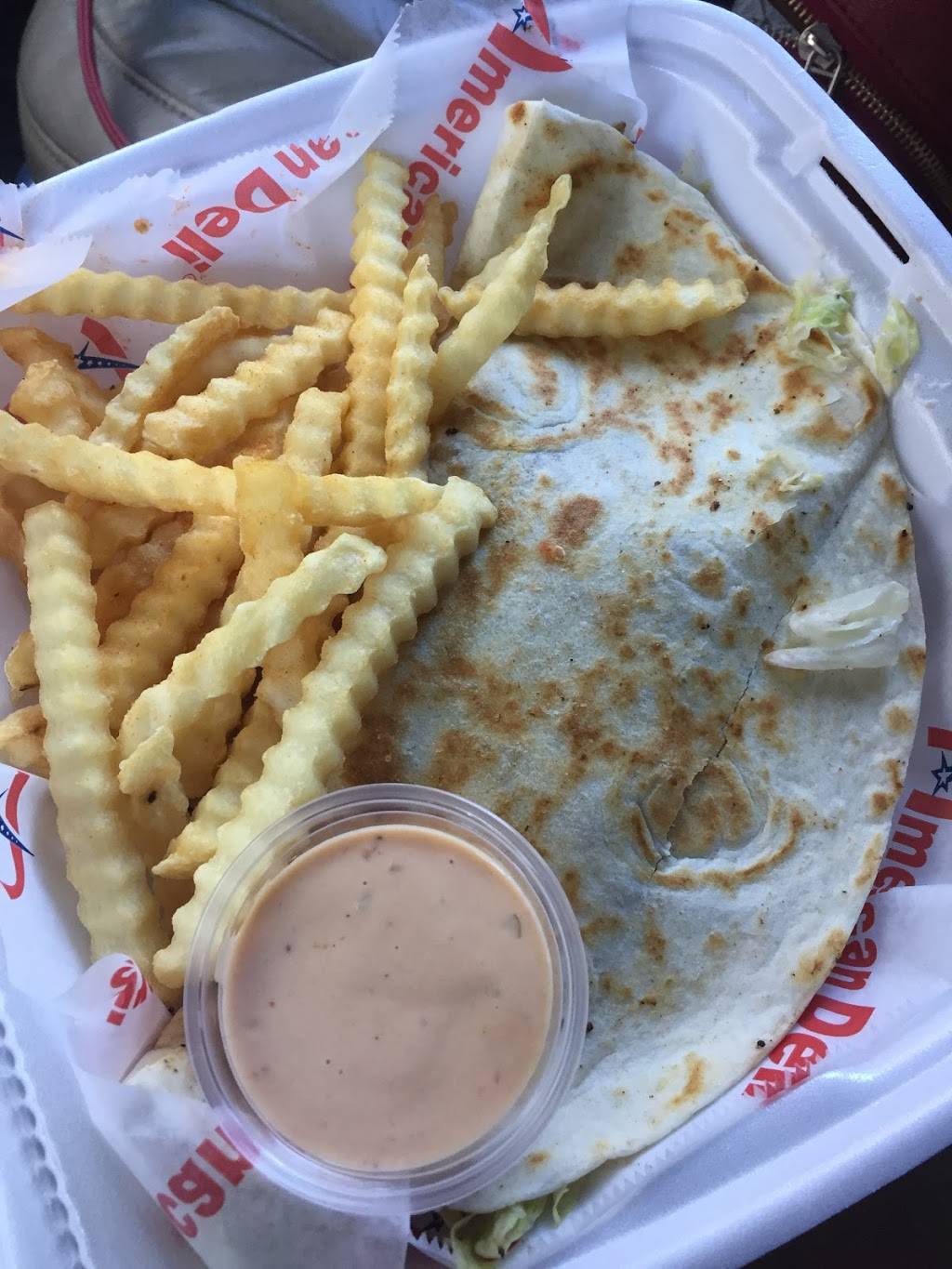 American Deli | restaurant | 1055 Gaines School Rd #102, Athens, GA 30605, USA | 7067141212 OR +1 706-714-1212