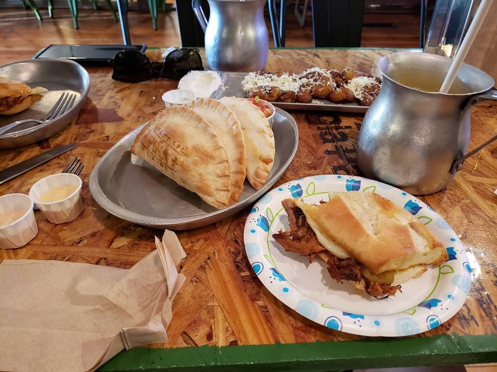 Quiero Cafe | cafe | 3 Deering Ave, Portland, ME 04101, USA | 2075367033 OR +1 207-536-7033