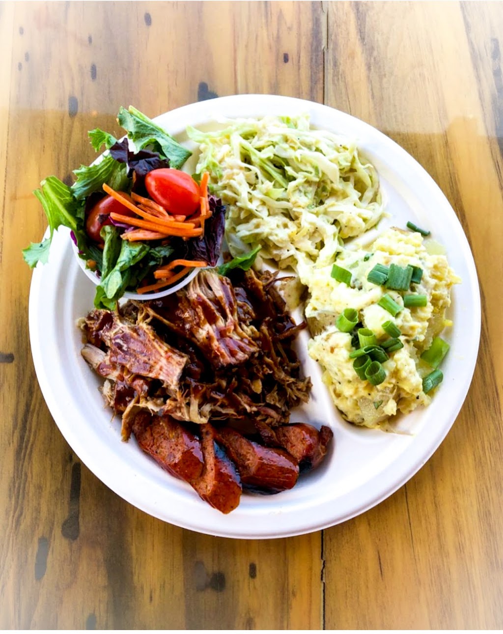 CURB B Q | restaurant | 1424 NE Cushing Dr, Bend, OR 97701, USA | 5416470692 OR +1 541-647-0692