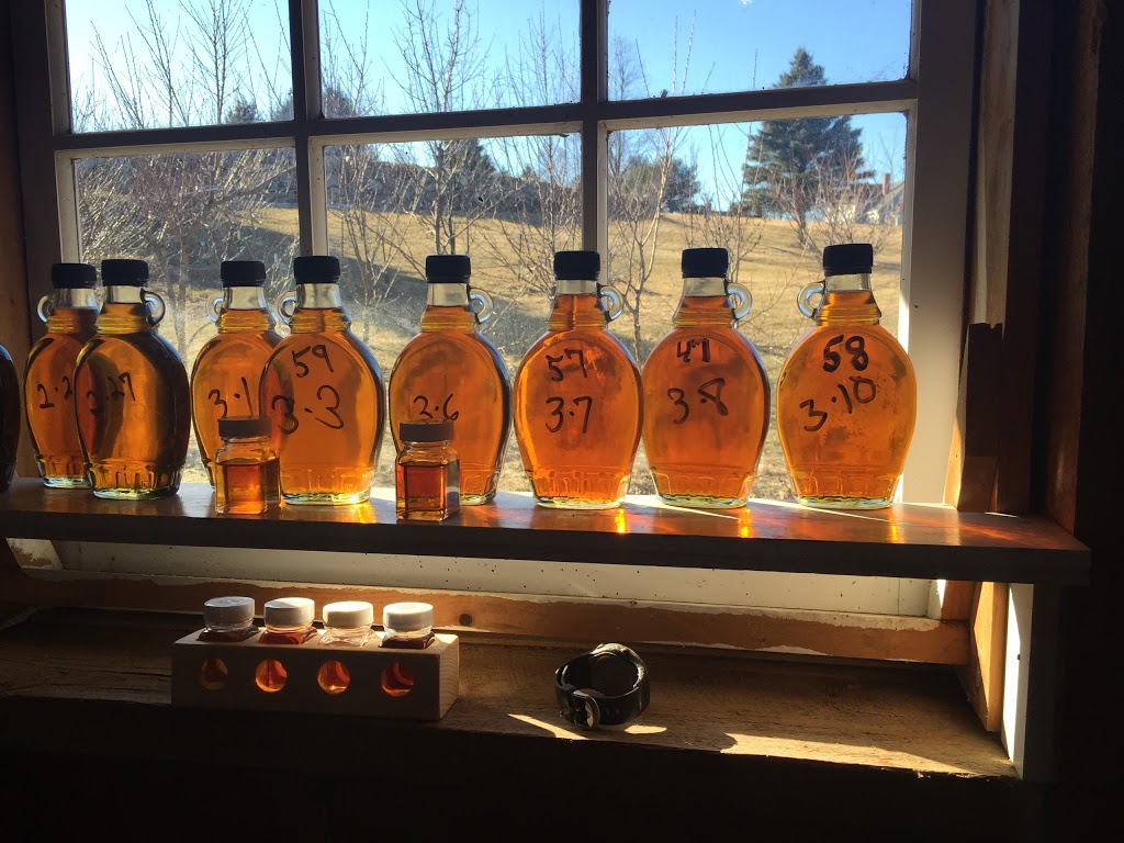 Treats Sugarhouse | restaurant | 3 Hop Kiln Rd, Bow, NH 03304, USA | 6034961671 OR +1 603-496-1671