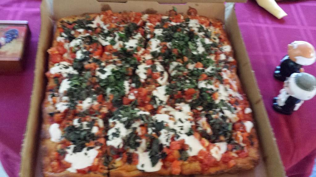 Pizza Suprema | restaurant | 1905 Collier Pkwy, Lutz, FL 33549, USA | 8139094999 OR +1 813-909-4999