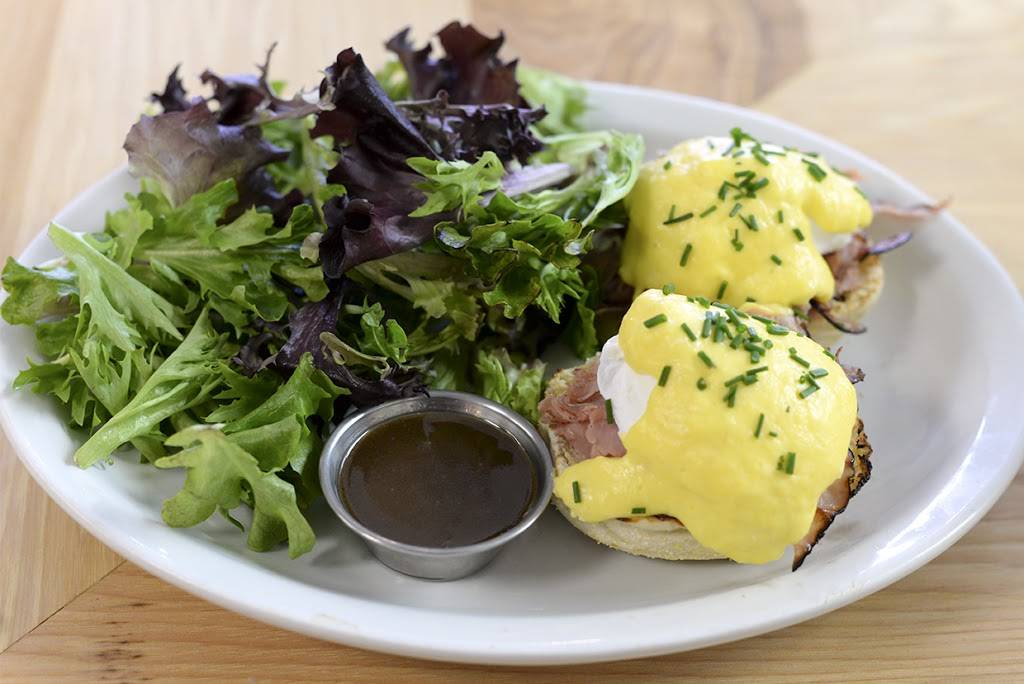 Center Street Cafe | restaurant | 47 E Center St, Farmersville, OH 45325, USA | 9376960055 OR +1 937-696-0055