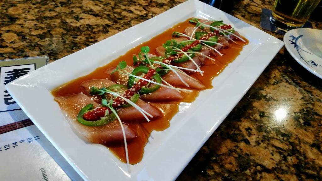 Hinata Japanese Steakhouse, Sushi & Bar | restaurant | Green Valley Shopping Center, 5113 Business Center Dr, Fairfield, CA 94534, USA | 7072070888 OR +1 707-207-0888