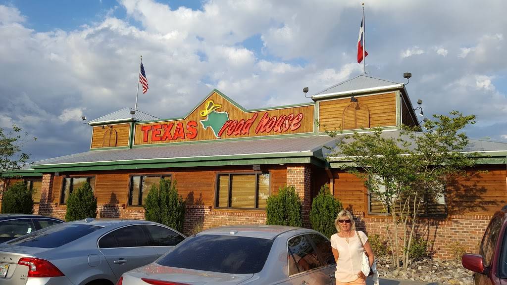 Texas Roadhouse | restaurant | 8021 Dani Dr, Fort Myers, FL 33966, USA | 2395617427 OR +1 239-561-7427