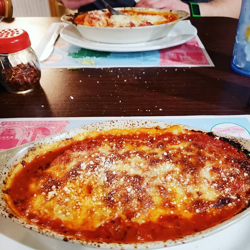 Giovannis Family Italian Restaurant | restaurant | 4050 N Bend Rd, Cincinnati, OH 45211, USA | 5133899777 OR +1 513-389-9777