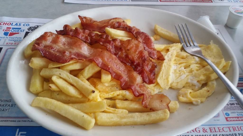 Pioneer Diner | restaurant | 508 Pocono Blvd, Mt Pocono, PA 18344, USA | 5708397620 OR +1 570-839-7620