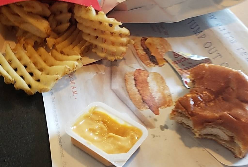 Chick-fil-A | restaurant | 1035 Peachtree Industrial Blvd, Suwanee, GA 30024, USA | 7708311177 OR +1 770-831-1177