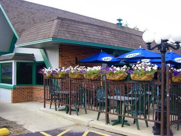 Gators Wing Shack Grill & Pizzeria | restaurant | 1719 N Rand Rd, Palatine, IL 60074, USA | 8477050555 OR +1 847-705-0555