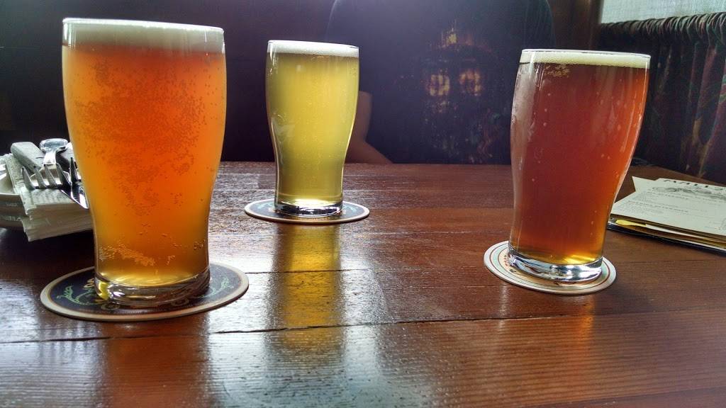 McMenamins Mall 205 | restaurant | 9710 SE Washington St, Portland, OR 97216, USA | 5032545411 OR +1 503-254-5411