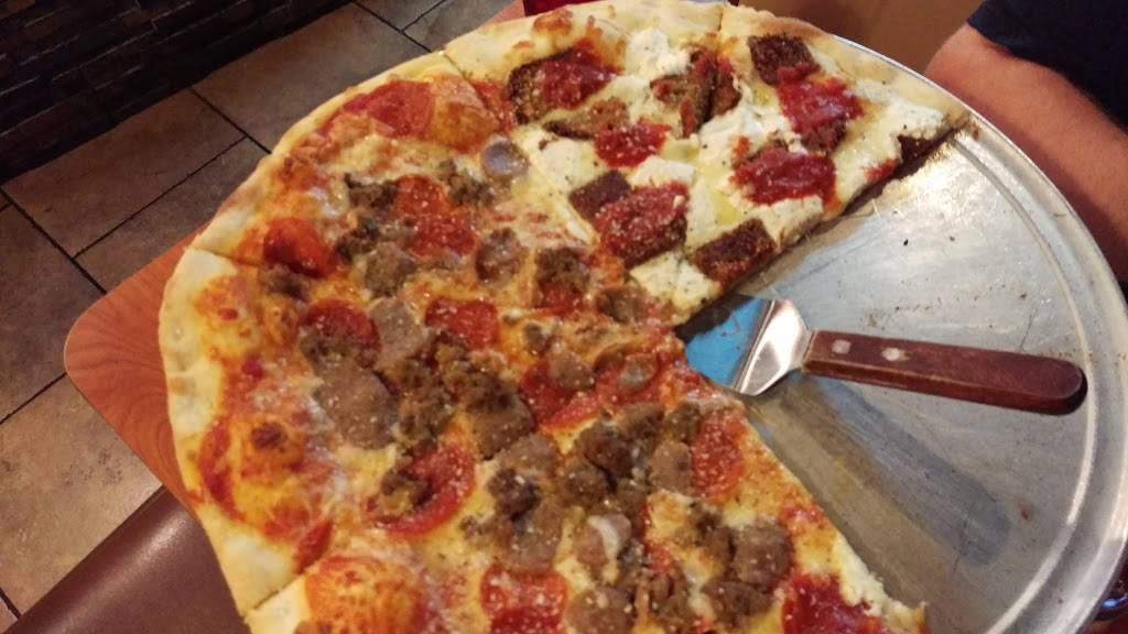 Brooklyn Vs Pizza- Gilbert | restaurant | 894 E Warner Rd #101, Gilbert, AZ 85296, USA | 4802077295 OR +1 480-207-7295