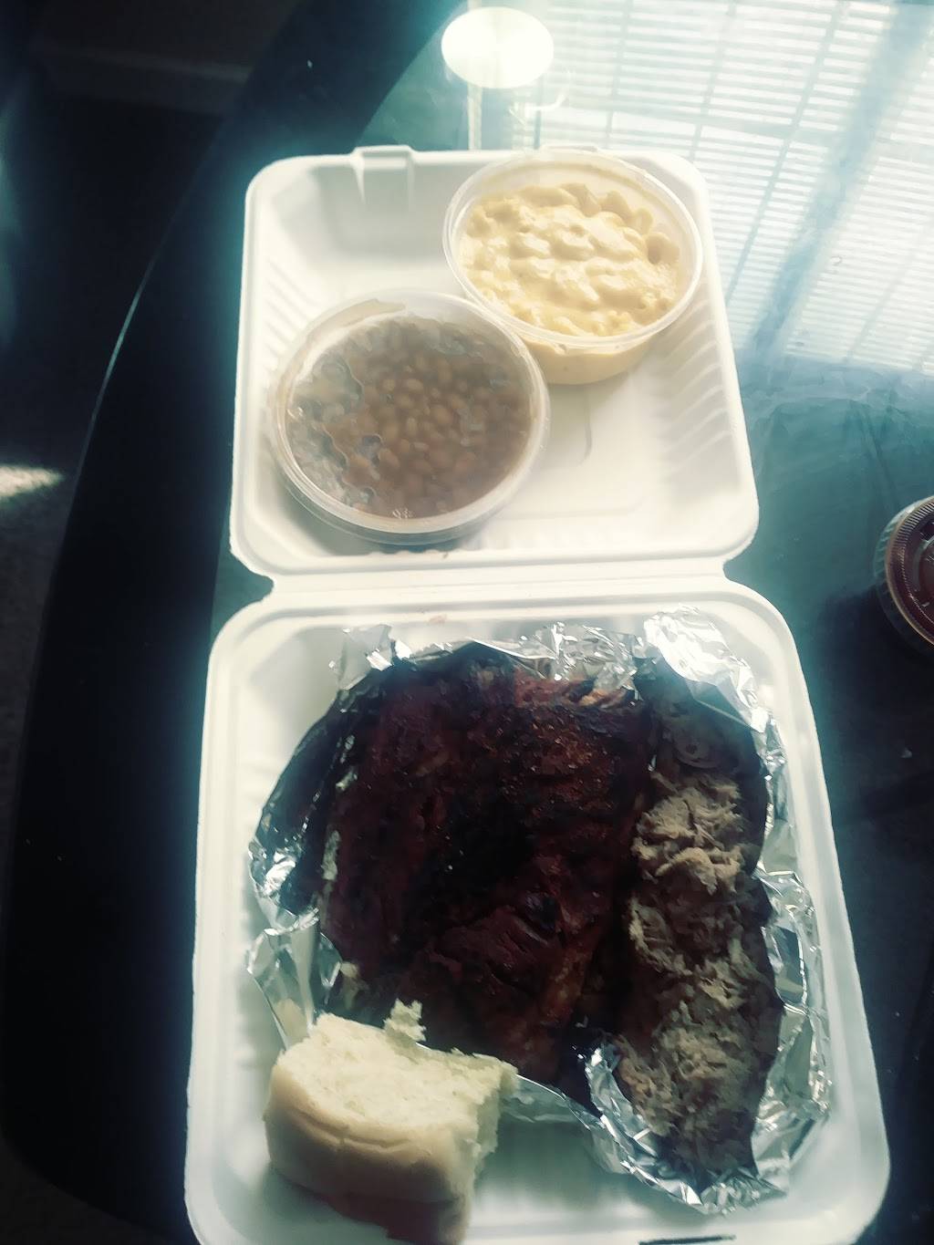 Heavenly Chicken & Ribs | restaurant | 2147, 6027 Marlboro Pike, District Heights, MD 20747, USA | 3017362727 OR +1 301-736-2727