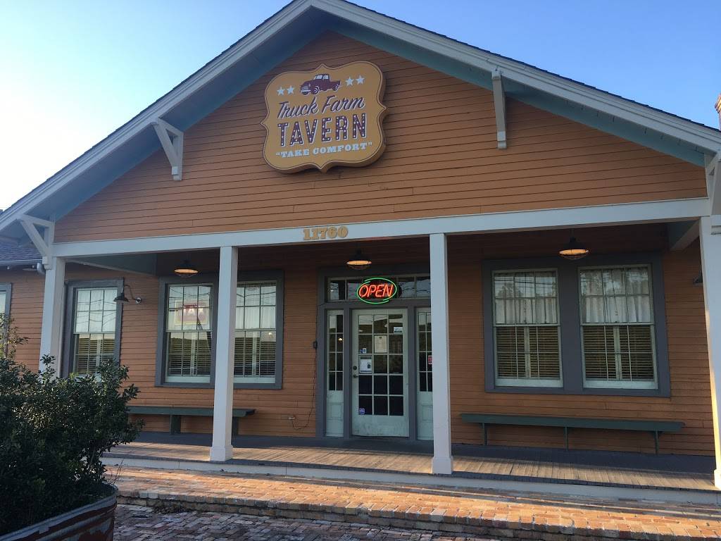 Truck Farm Tavern | restaurant | 11760 River Rd, St Rose, LA 70087, USA | 5046990099 OR +1 504-699-0099