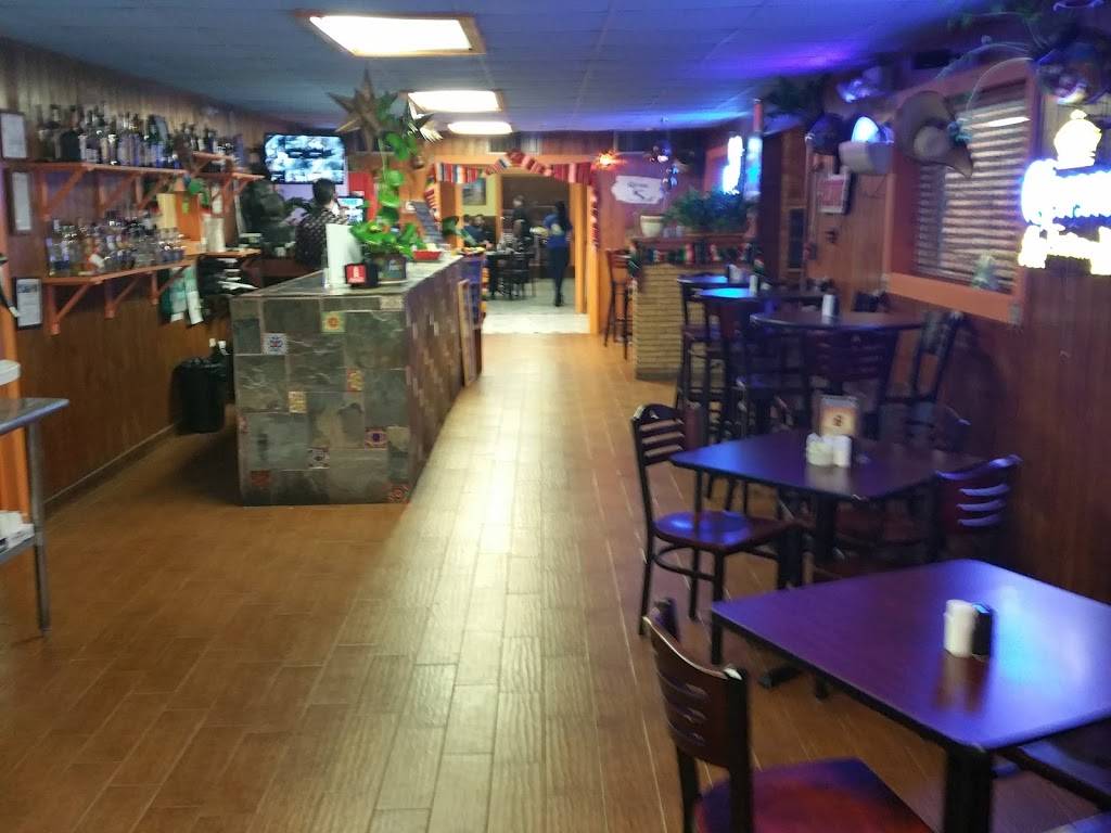 El Habanero Bar & Grill | restaurant | 6685 Eastex Fwy, Beaumont, TX 77706, USA | 4092231661 OR +1 409-223-1661