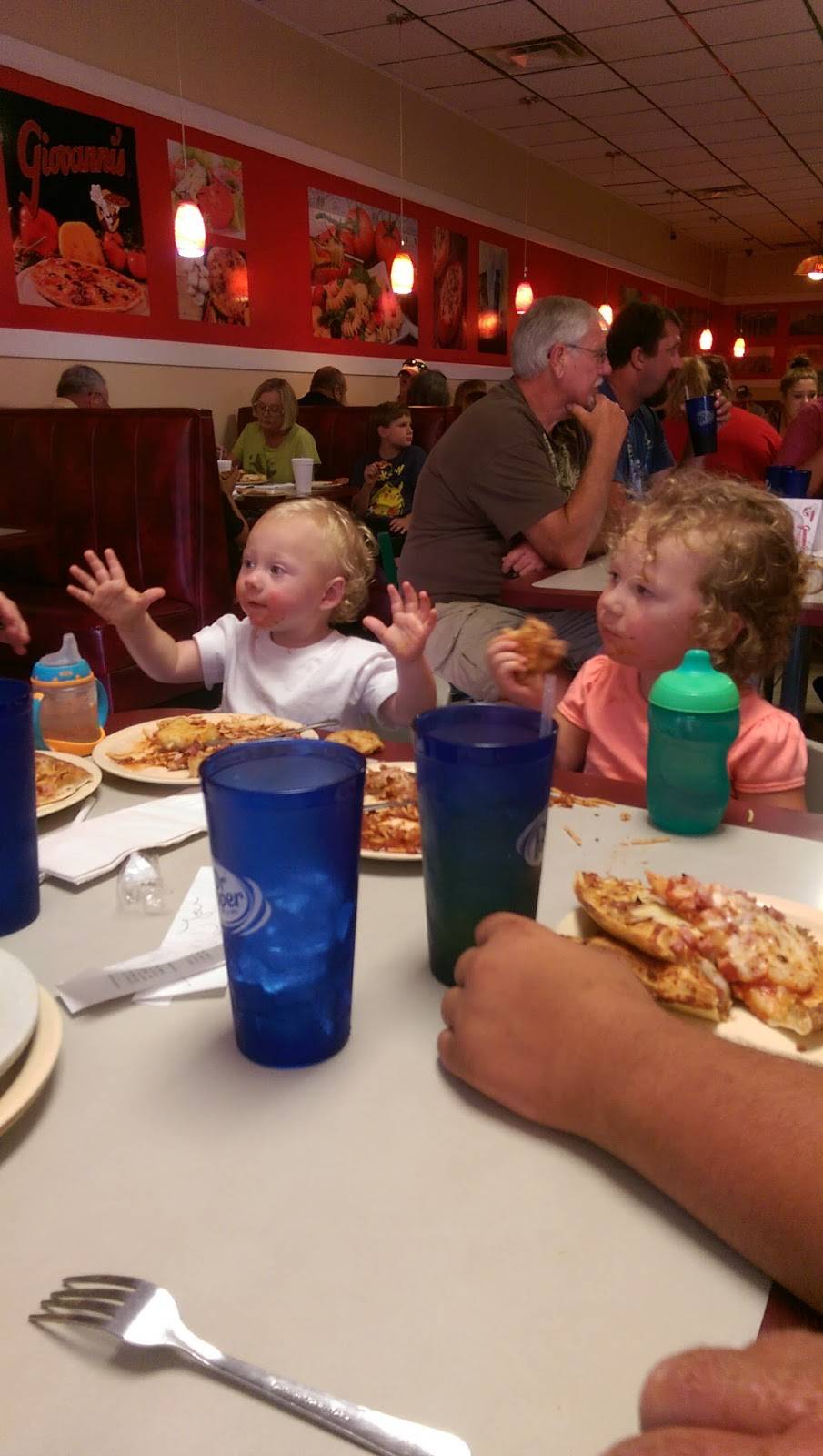 Giovannis Pizza | restaurant | 1418 Hustonville Rd, Danville, KY 40422, USA | 8592361455 OR +1 859-236-1455