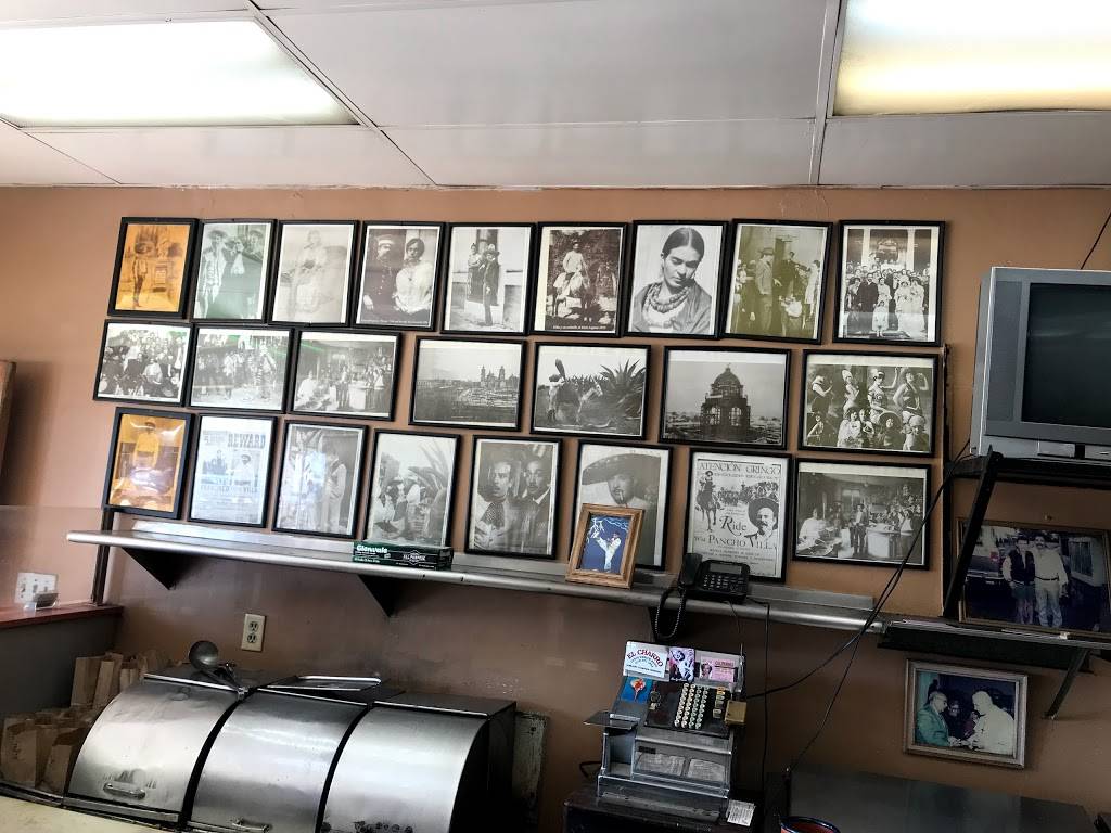 El Charro | restaurant | 12819 Venice Blvd, Los Angeles, CA 90066, USA | 3103911885 OR +1 310-391-1885