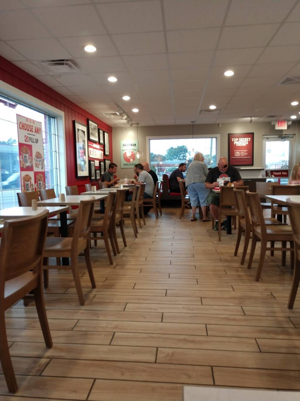 KFC | restaurant | 1712 W State St, Fremont, OH 43420, USA | 4193326177 OR +1 419-332-6177