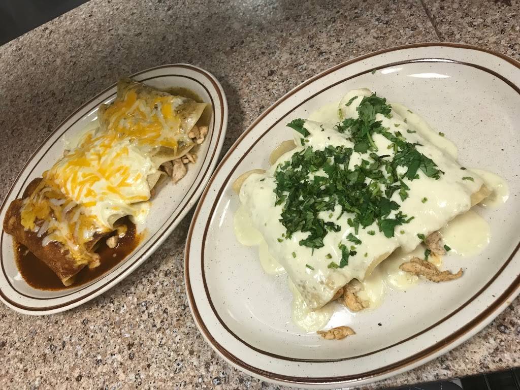 El Papas Mexican Bistro | restaurant | 400 Howe Ave, Cuyahoga Falls, OH 44221, USA | 2345710036 OR +1 234-571-0036