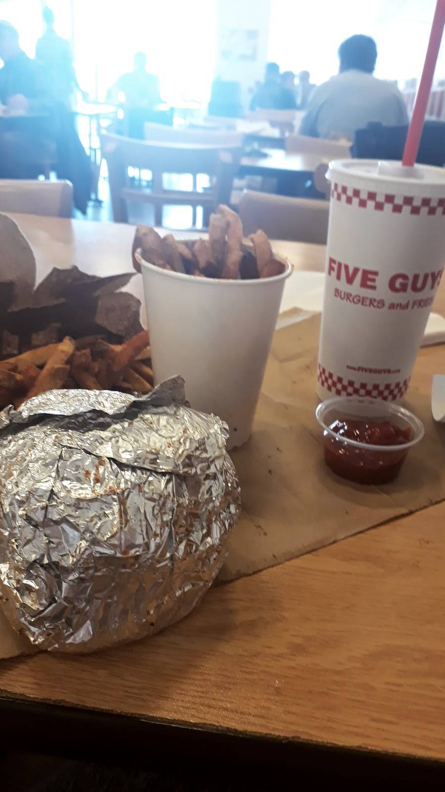 Five Guys | meal takeaway | 1610 NJ-23, Wayne, NJ 07470, USA | 9736330055 OR +1 973-633-0055
