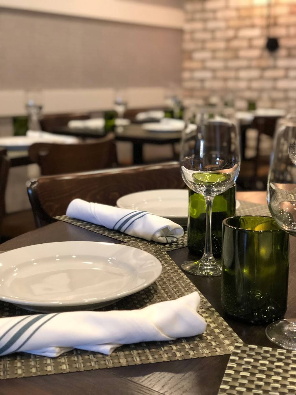 GINOS OF COMMACK | restaurant | 5990 Jericho Turnpike, Commack, NY 11725, USA | 6314869600 OR +1 631-486-9600