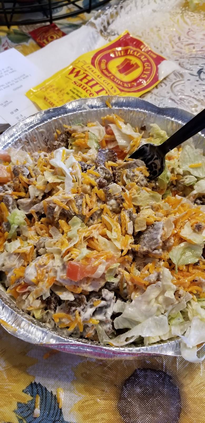 The Halal Guys | restaurant | 5621 South La Grange Road, Countryside, IL 60525, USA | 7086394184 OR +1 708-639-4184