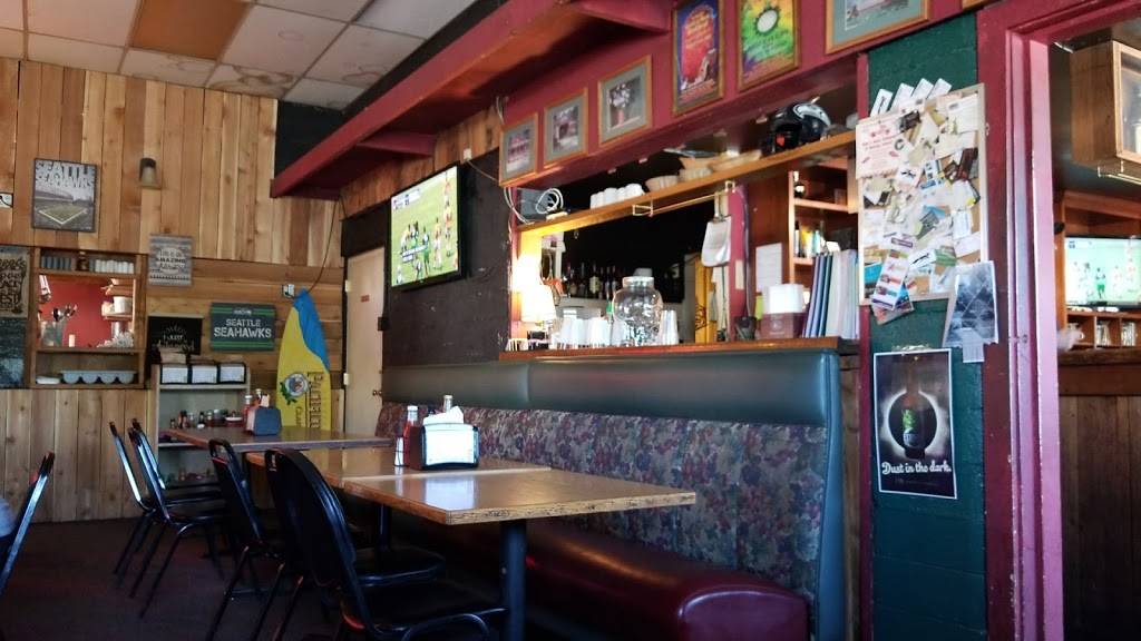 Bubbas Road House | restaurant | 31702 US-2, Sultan, WA 98294, USA | 3607933950 OR +1 360-793-3950