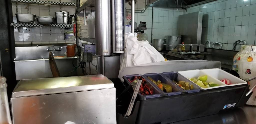 Taco Veloz | restaurant | 90-10 Roosevelt Ave, Jackson Heights, NY 11372, USA | 9293516650 OR +1 929-351-6650