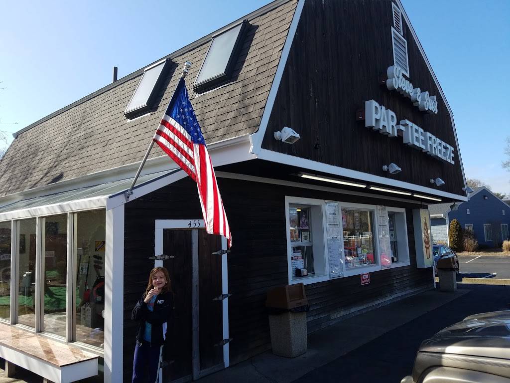 Steve & Sues Par-Tee Freeze & Adventure Falls Mini Golf | restaurant | 455 W Main St, Hyannis, MA 02601, USA | 5087713194 OR +1 508-771-3194