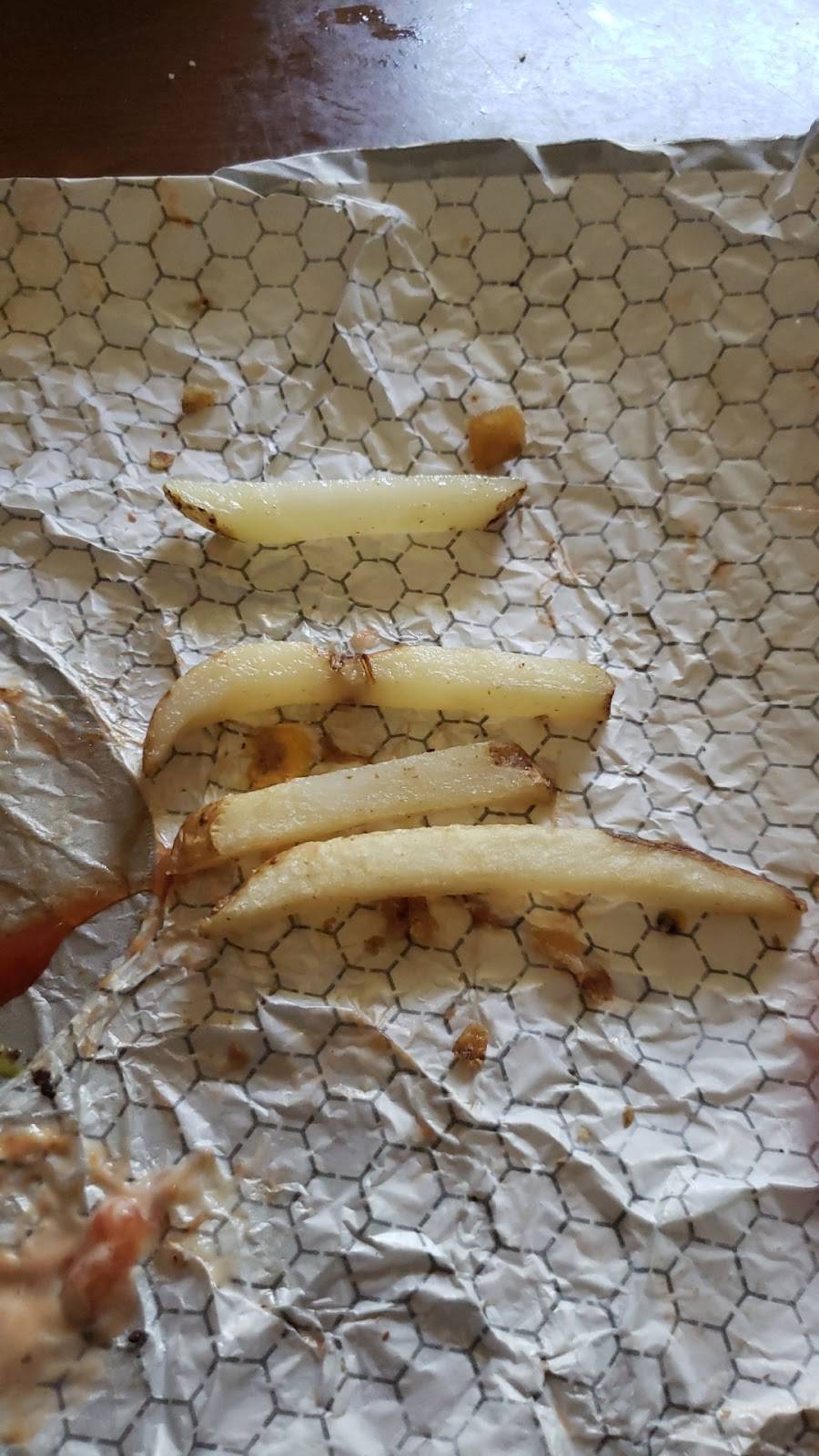 Wendys | restaurant | 1600 28th St SW, Wyoming, MI 49519, USA | 6162493133 OR +1 616-249-3133