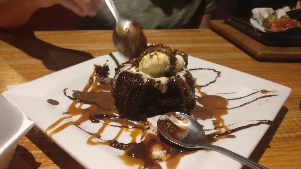 Chilis Grill & Bar | restaurant | 3220 NE Evangeline Throughway, Lafayette, LA 70507, USA | 3372668013 OR +1 337-266-8013