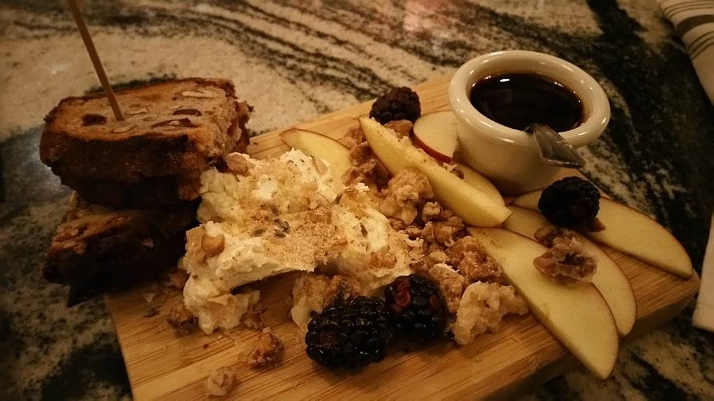 Bull Mansion Event Space | restaurant | 55 Pearl St, Worcester, MA 01608, USA | 7743127274 OR +1 774-312-7274