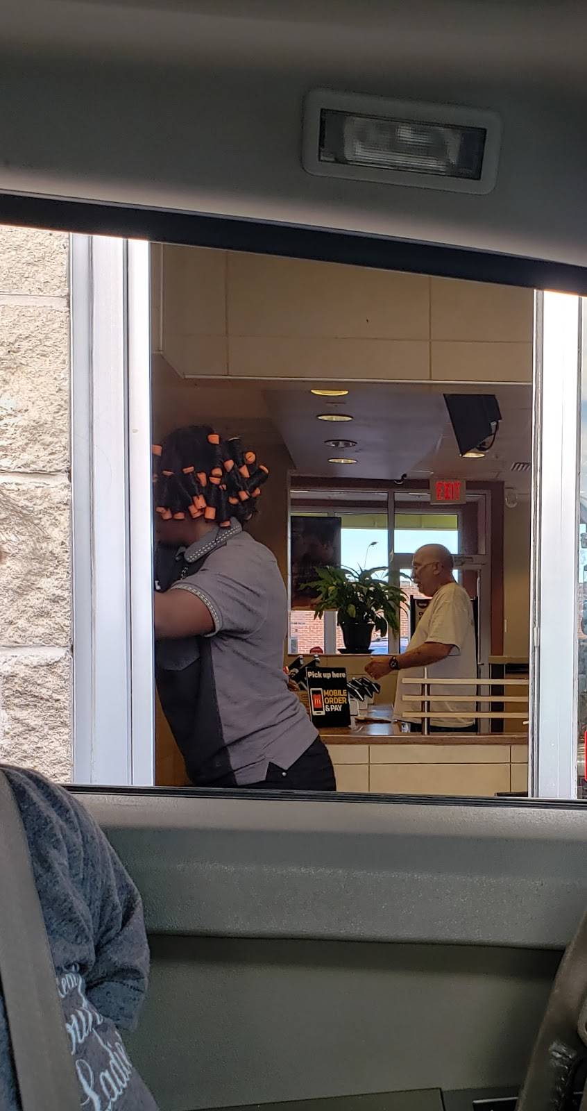 McDonalds | cafe | 2716 Airline Blvd, Portsmouth, VA 23701, USA | 7574888186 OR +1 757-488-8186