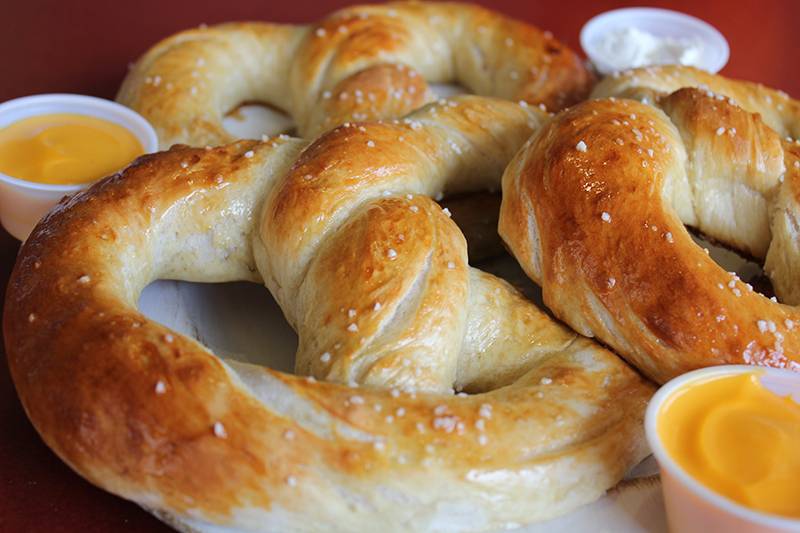Bens Soft Pretzels | bakery | 203 Yorktown, 116B, Lombard, IL 60148, USA | 6307853259 OR +1 630-785-3259