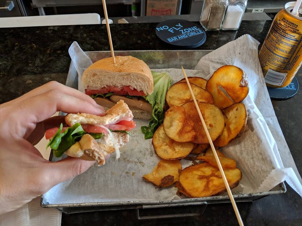 No Fly Zone Bar and Grille | restaurant | 1288 Sarno Rd, Melbourne, FL 32935, USA | 3214256784 OR +1 321-425-6784