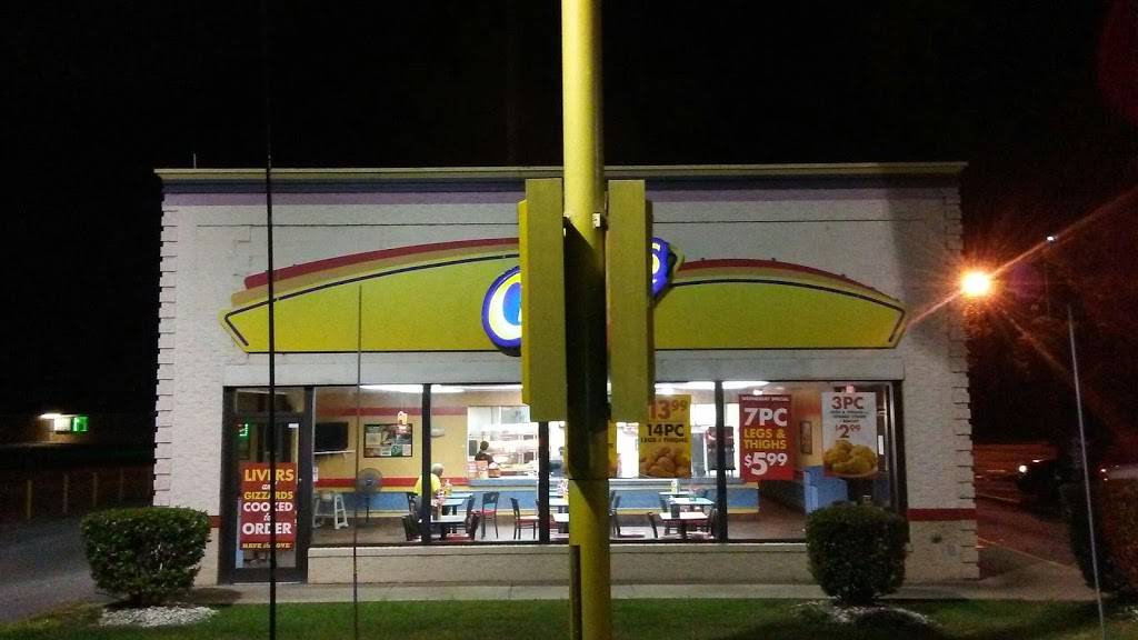 Churchs Chicken | restaurant | 1428 Forestdale Blvd, Birmingham, AL 35214, USA | 2057981221 OR +1 205-798-1221