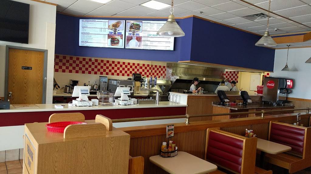 Top Dog | restaurant | 7178 S 76th St, Franklin, WI 53132, USA | 4143672696 OR +1 414-367-2696