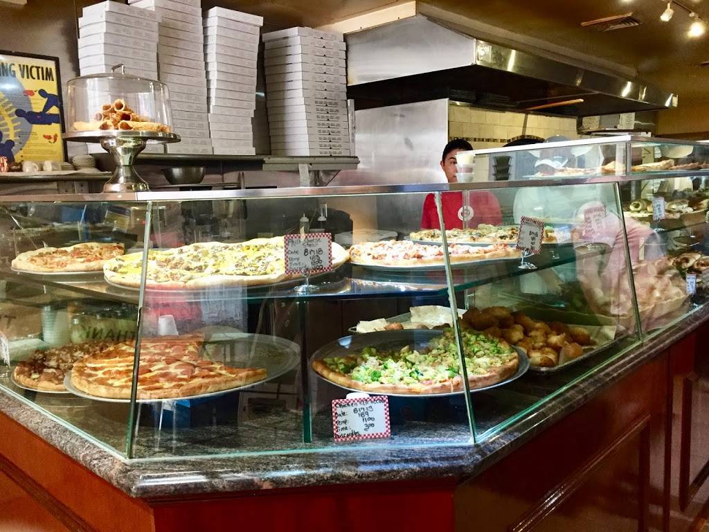 Carmines Pizzeria | meal delivery | 358 Graham Ave, Brooklyn, NY 11211, USA | 7187829659 OR +1 718-782-9659