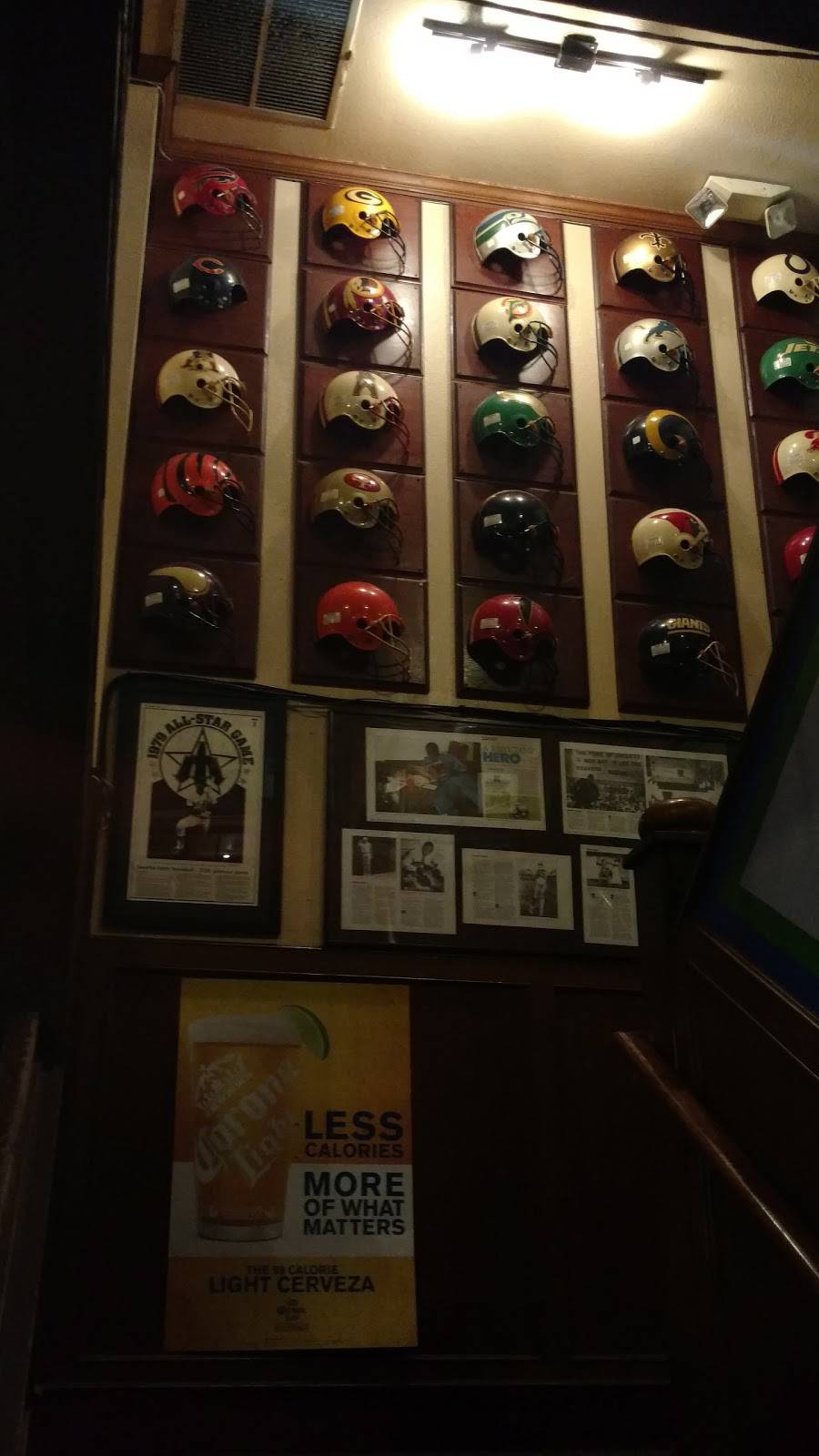 Sluggers | restaurant | 538 1st Ave S, Seattle, WA 98104, USA | 2066548070 OR +1 206-654-8070