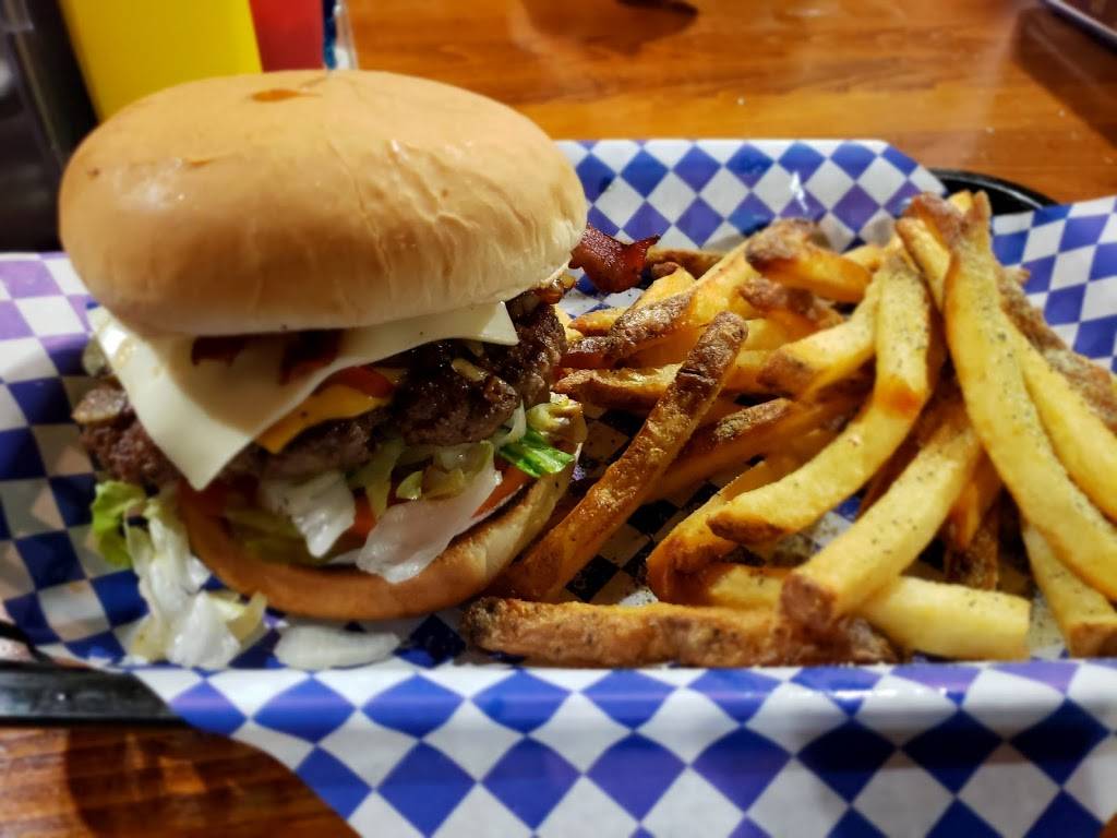 Jimmys Burgers | restaurant | 713 E Jefferson St, Grand Prairie, TX 75051, USA | 4696105177 OR +1 469-610-5177