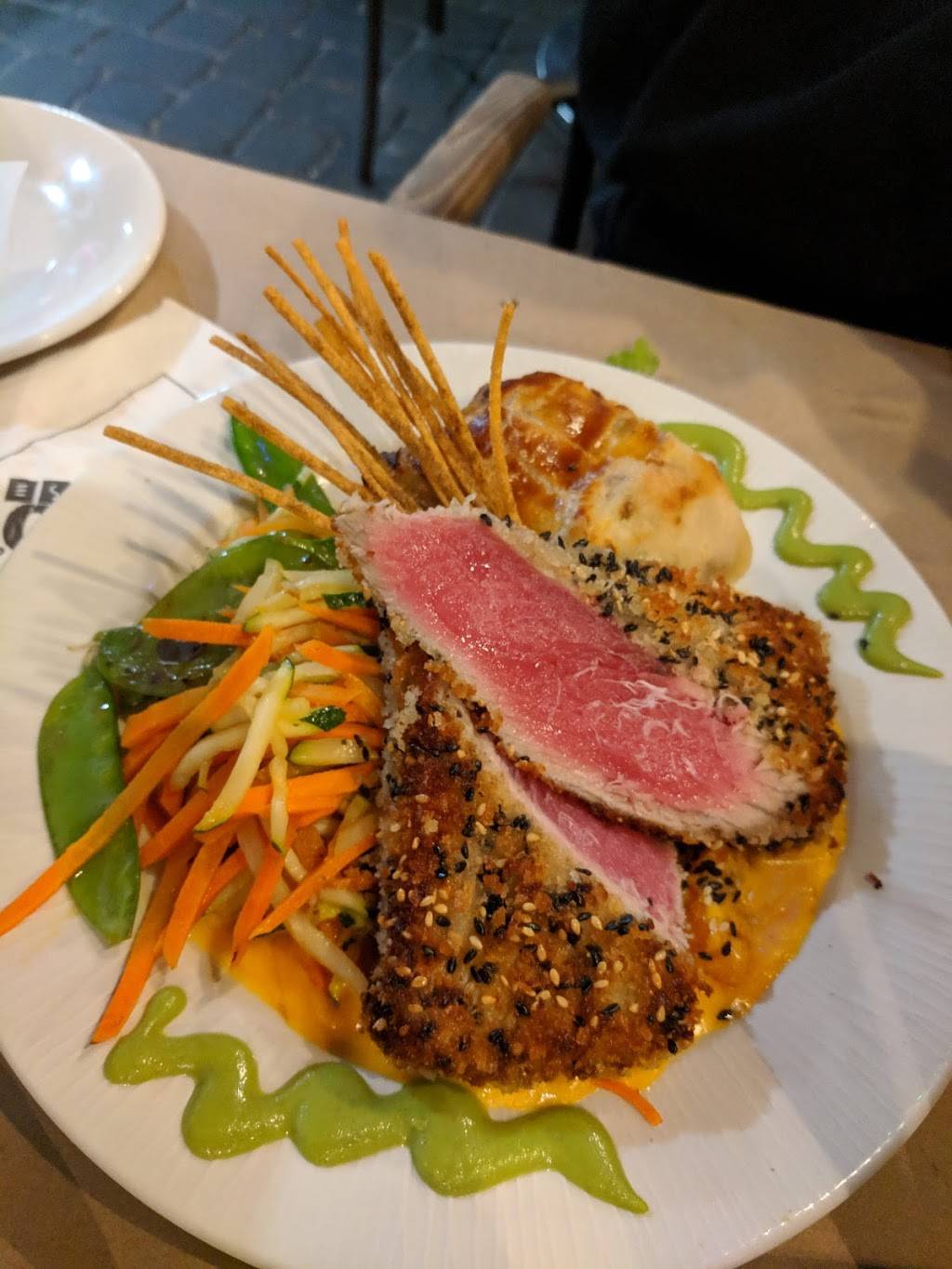 Snappers Sea Grill | restaurant | 5895 Gulf Blvd, St Pete Beach, FL 33706, USA | 7273673550 OR +1 727-367-3550