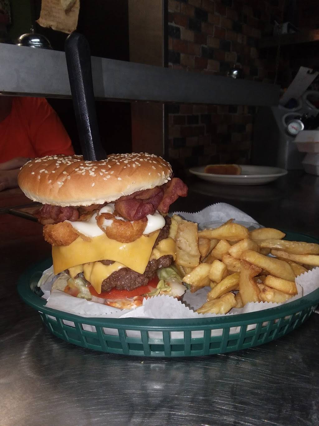 Scooters Grille | restaurant | 18 Old Providence Rd, Goodwater, AL 35072, USA | 2563924861 OR +1 256-392-4861