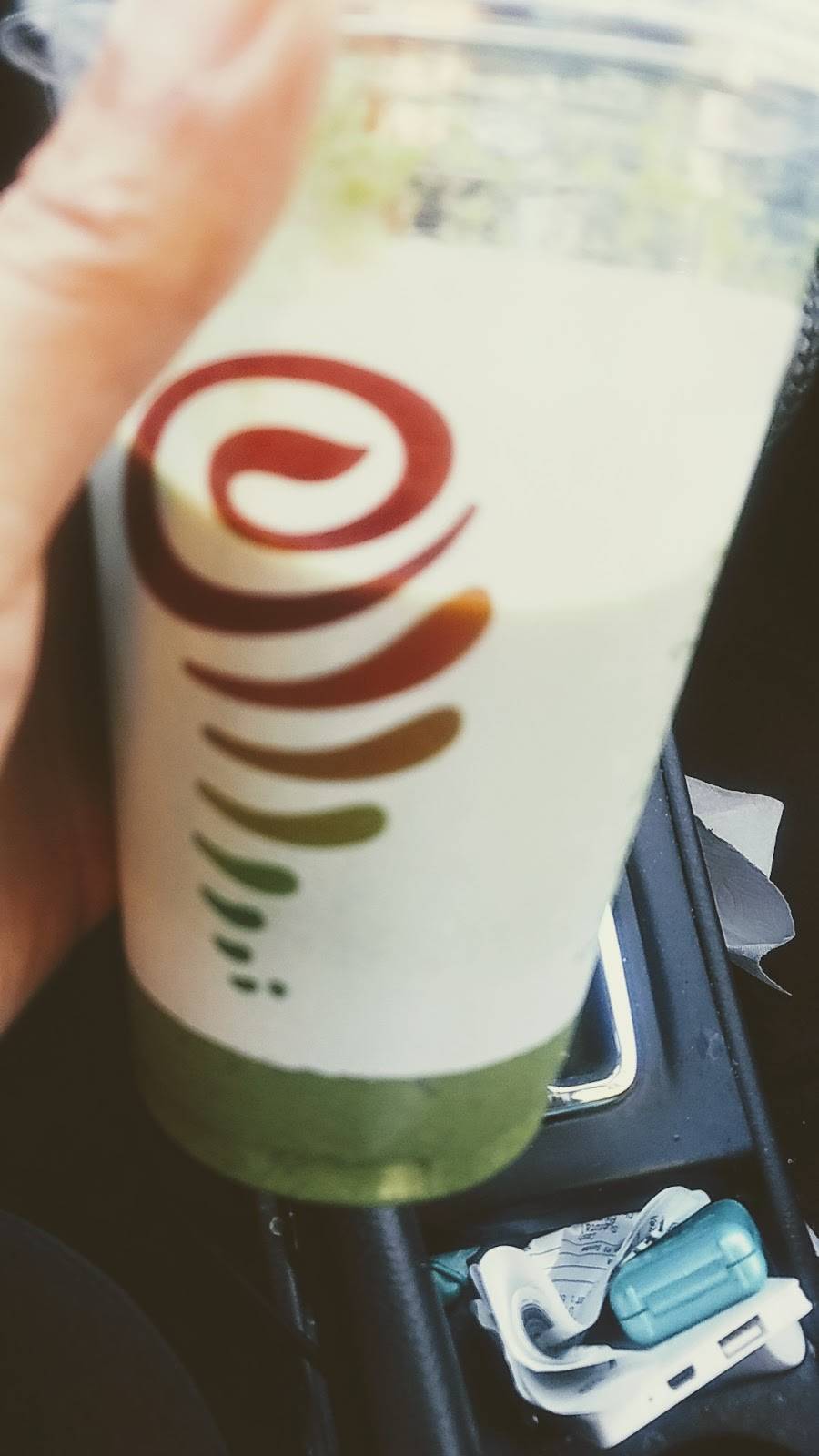 Jamba Juice Ventura & Hayvenhurst | restaurant | 16443 Ventura Blvd, Encino, CA 91436, USA | 8185010046 OR +1 818-501-0046