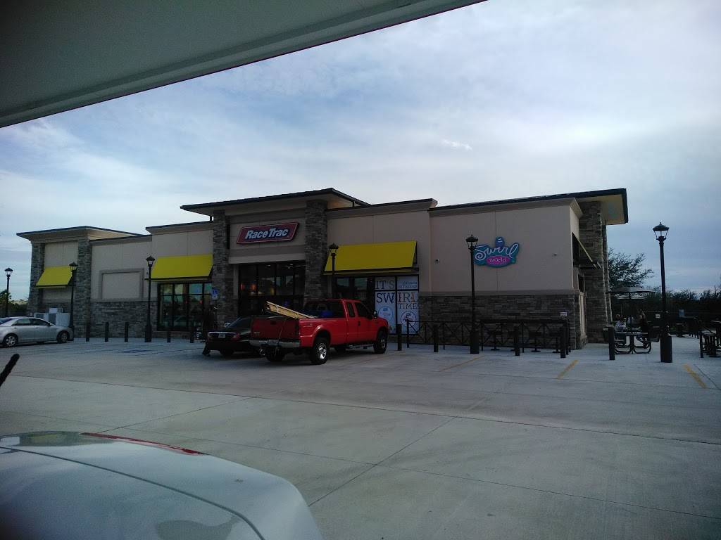 RaceTrac | bakery | 6601 Bee Ridge Rd, Sarasota, FL 34240, USA | 9413718380 OR +1 941-371-8380