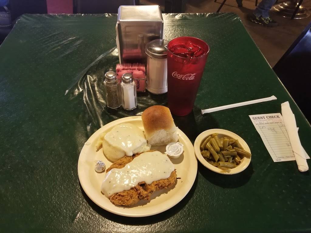 Ozark Cafe | restaurant | 208 Public Square, Berryville, AR 72616, USA | 8704236511 OR +1 870-423-6511