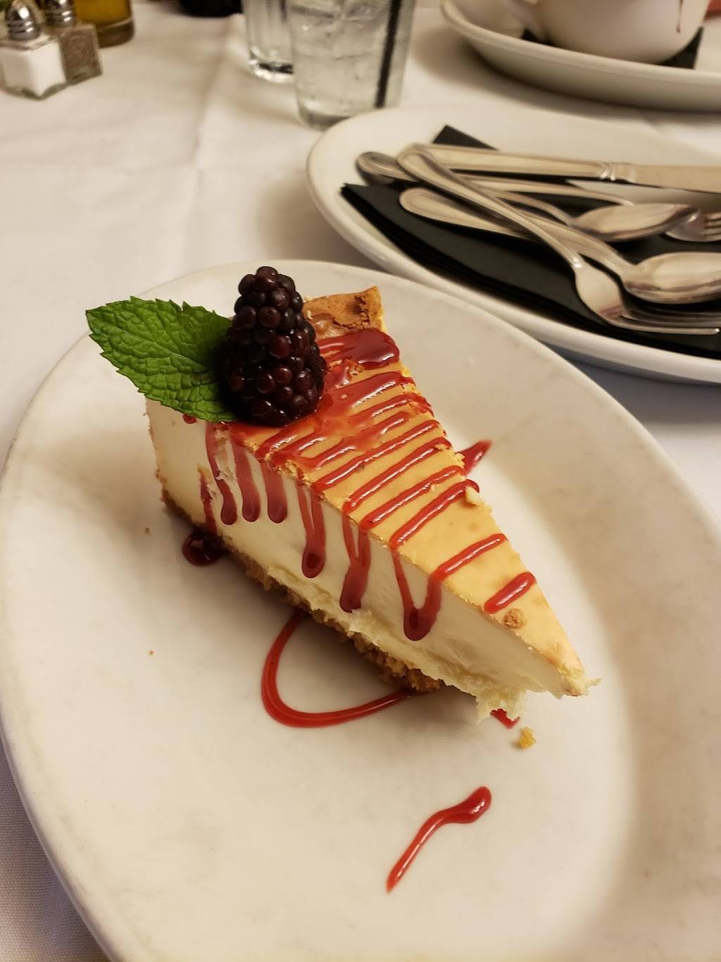 Mangiones on Main | restaurant | 707 W Main St, Charlottesville, VA 22903, USA | 4343274833 OR +1 434-327-4833