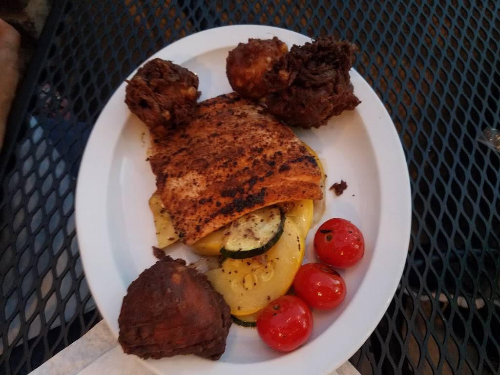 Hapeville Corner Tavern | restaurant | 573 N Central Ave, Atlanta, GA 30354, USA | 4042541004 OR +1 404-254-1004