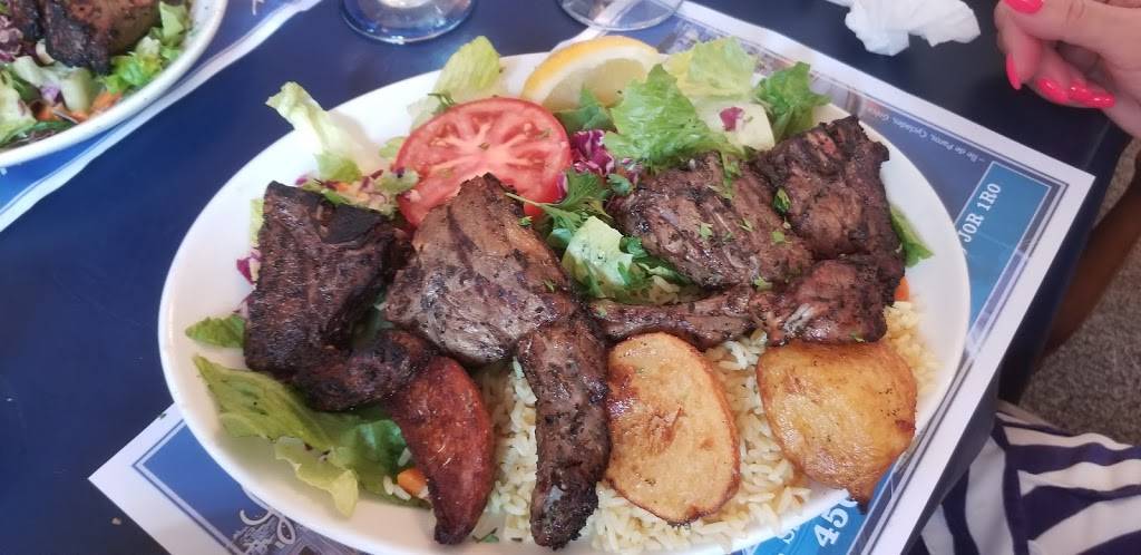 Restaurant Brochetterie le Chalet Grec | restaurant | 138 Rue Principale, Saint-Sauveur, QC J0R 1R6, Canada | 4502276612 OR +1 450-227-6612