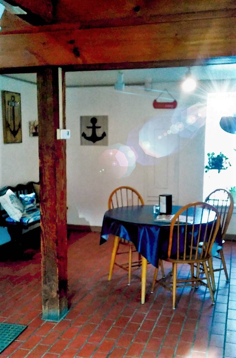 Lakeside Pizza & Wings | restaurant | 104 Bartlett Rd #9503, Sackets Harbor, NY 13685, USA | 3156462000 OR +1 315-646-2000